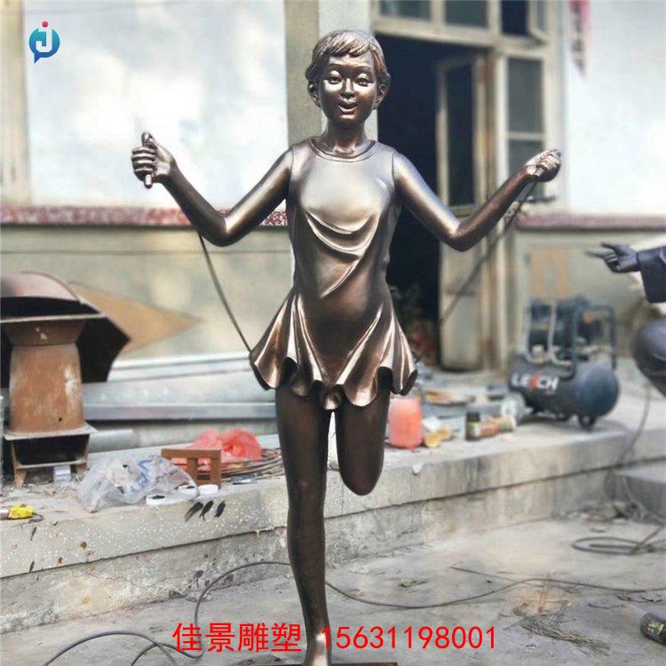 打造中国成为城市雕塑