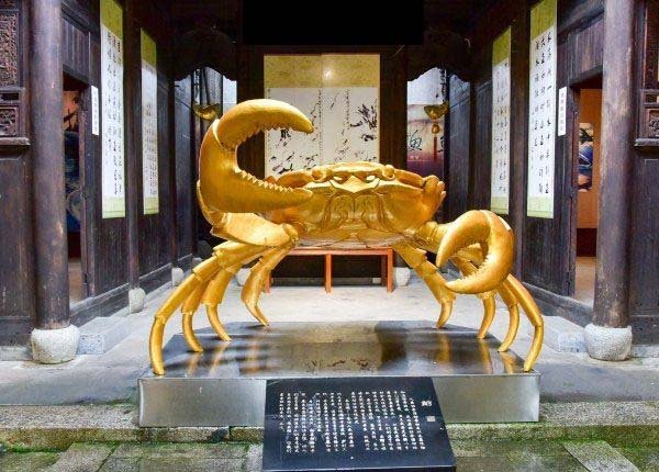 不锈钢广场螃蟹动物雕塑
