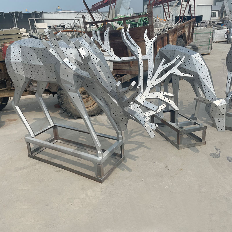 不锈钢低头鹿动物园林雕塑