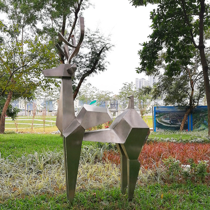 不锈钢鹿动物标志景观雕塑