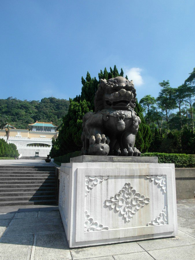 狮子动物标志文化铜雕