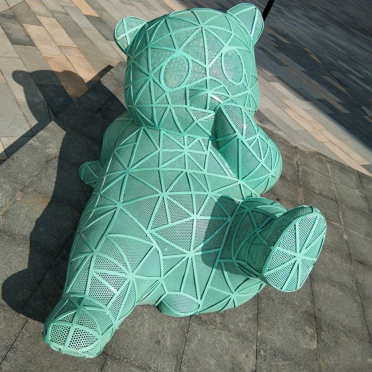 不锈钢广场熊雕塑