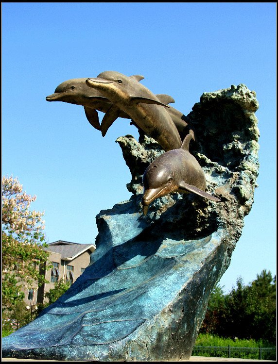 户外海豚跳跃动物铜雕