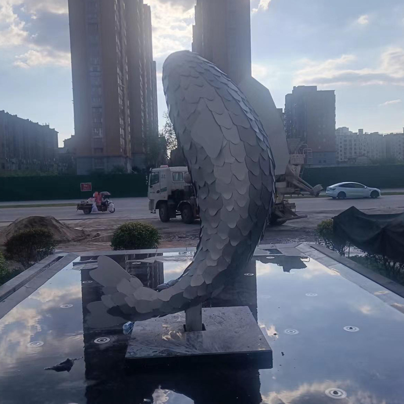 广场不锈钢鱼动物雕塑