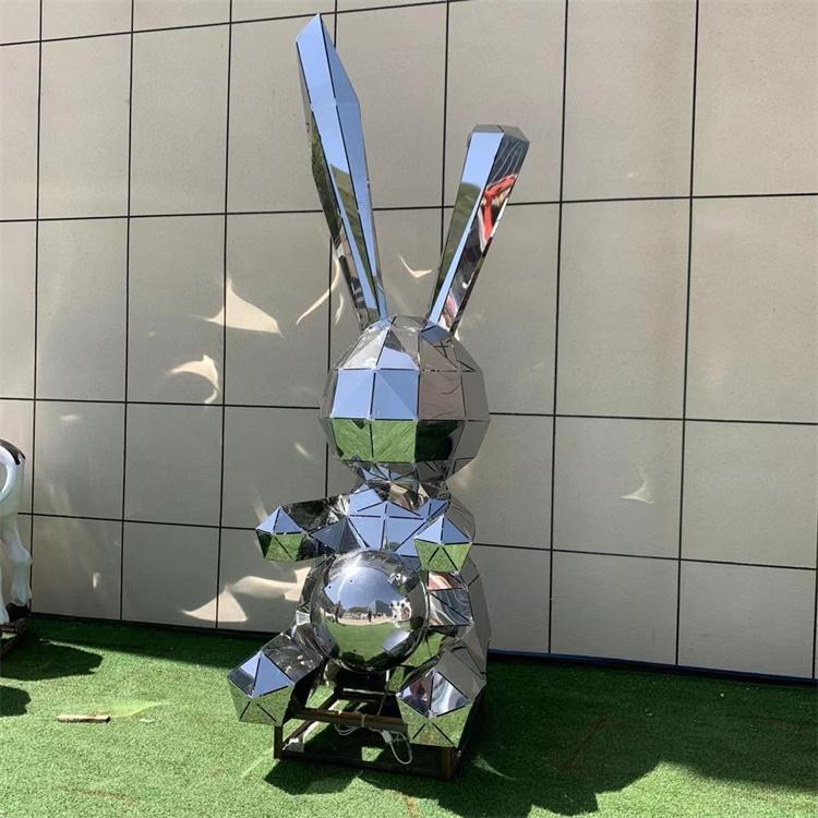 镂空动物不锈钢兔子雕塑