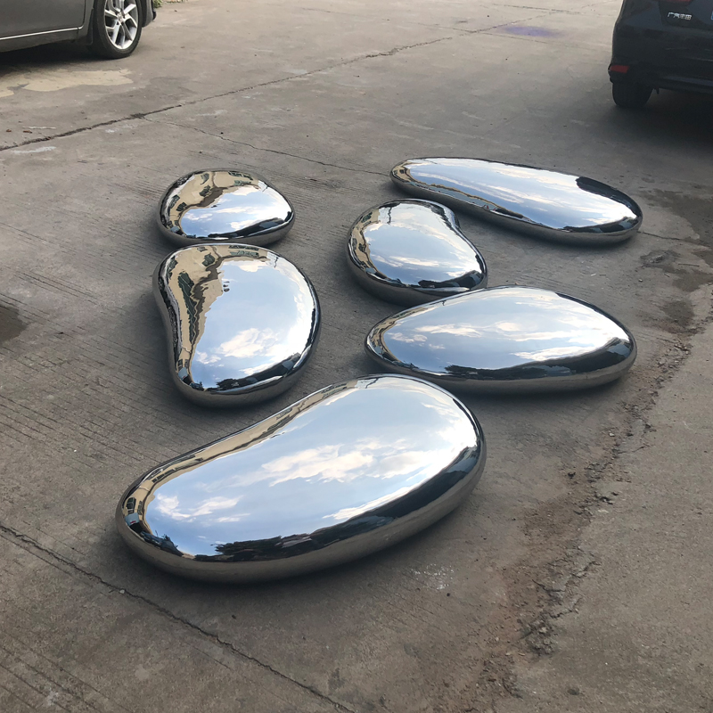 镜面不锈钢鹅卵石雕塑