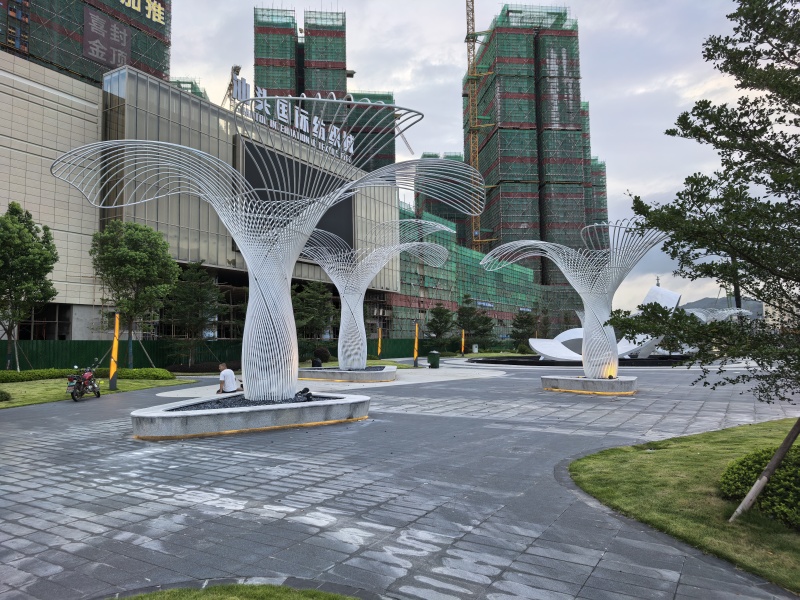 售楼部雕塑不锈钢镂空树摆件