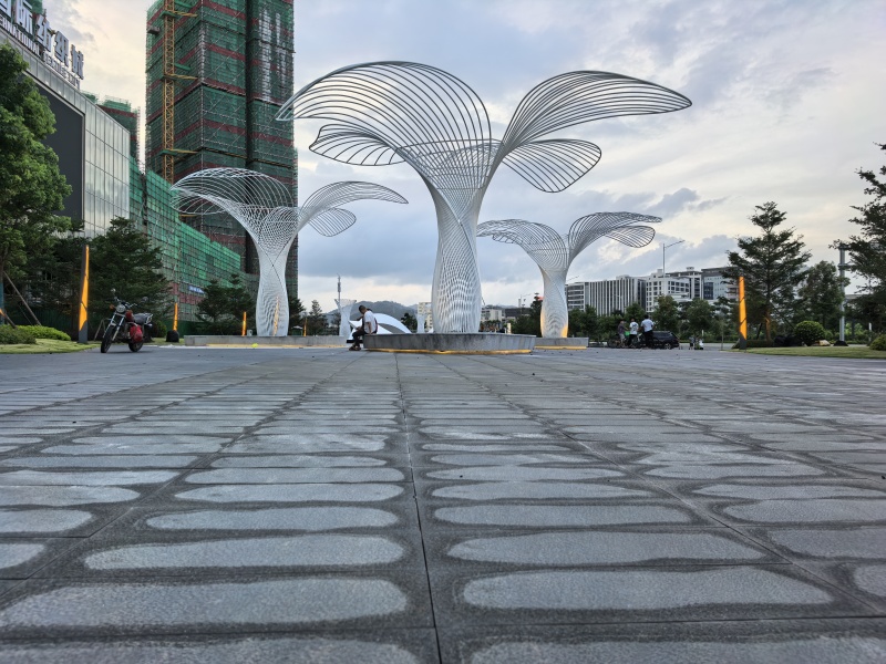 大树不锈钢植物雕塑